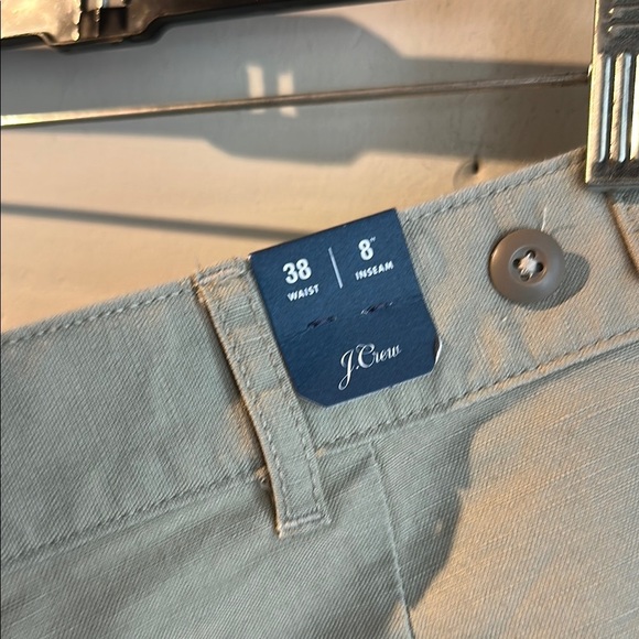 JCrew Men's Tan Shorts - Picture 5 of 5